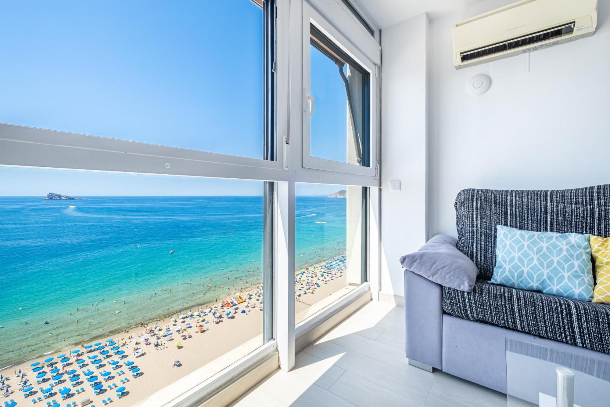 Santa Margarita Deluxe 14-C Levante Beach เบนิดอร์ม ภายนอก รูปภาพ