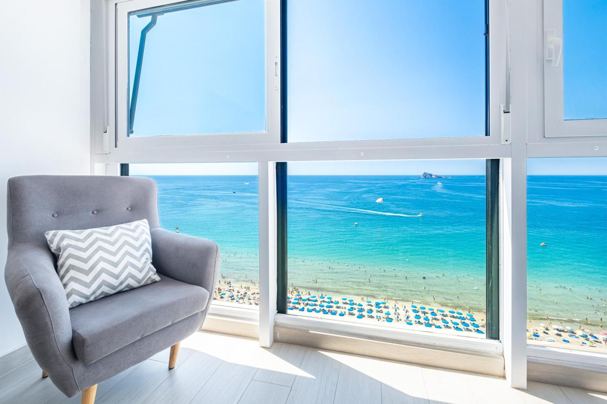 Santa Margarita Deluxe 14-C Levante Beach เบนิดอร์ม ภายนอก รูปภาพ